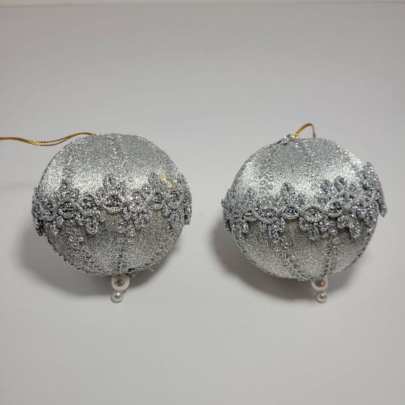 2 Vintage Silver Christmas Ornaments - Picture 1 of 3